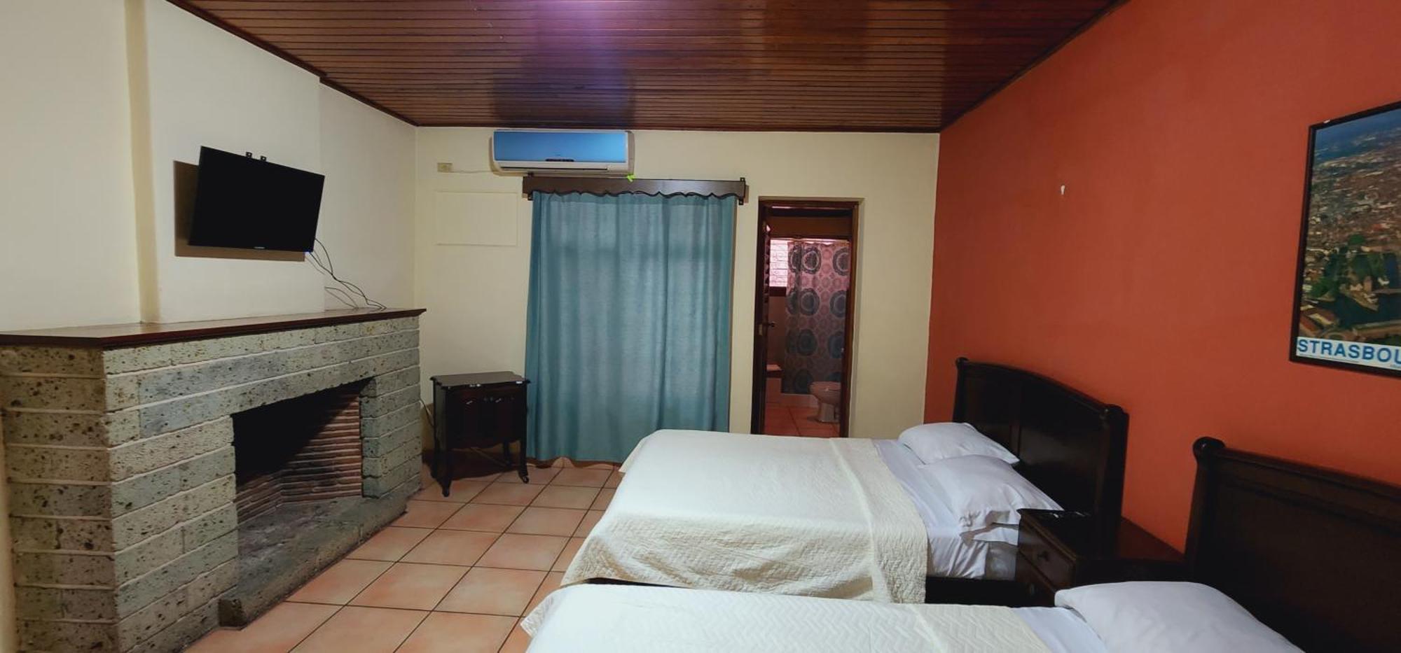 Hotel Alsacia เตกูซิกัลปา ภายนอก รูปภาพ