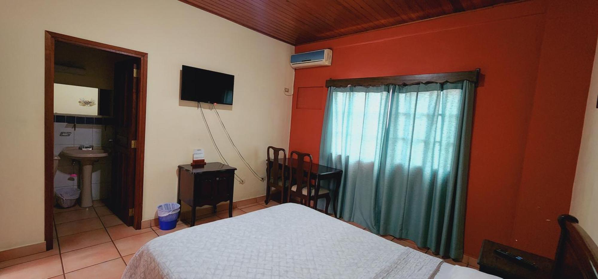 Hotel Alsacia เตกูซิกัลปา ภายนอก รูปภาพ